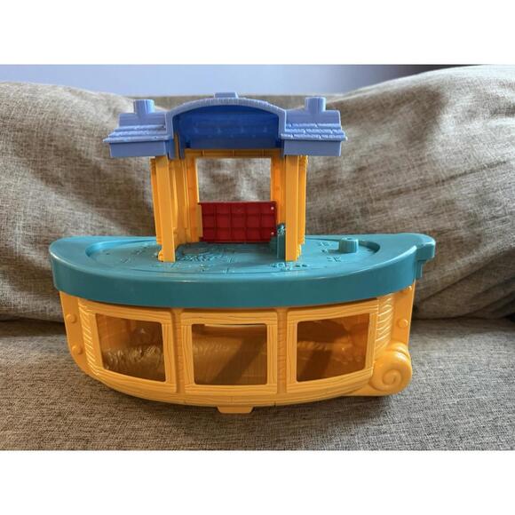 Fisher Price Little People Noahs Ark Set With 7 Animals - Picture 5 of 12